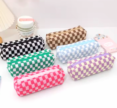 Checkered Pouch Knitted Pencil case